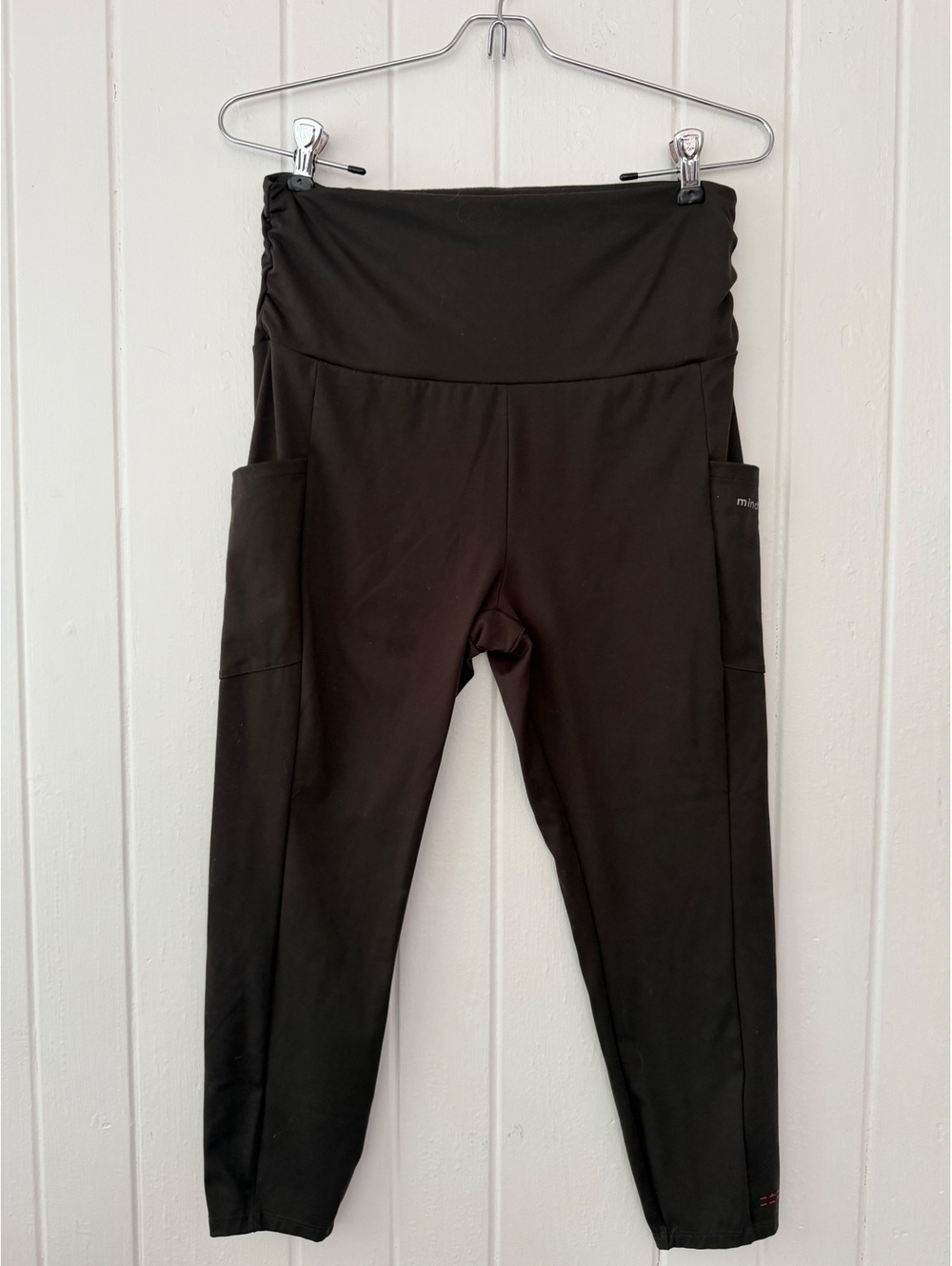 Peace Love World olive green High Waist Leggings with Side Pockets, Size Medium